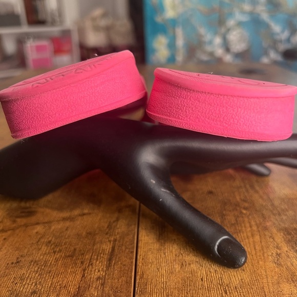 Fila, hot pink, sporty, slip on shoes. - Picture 5 of 9